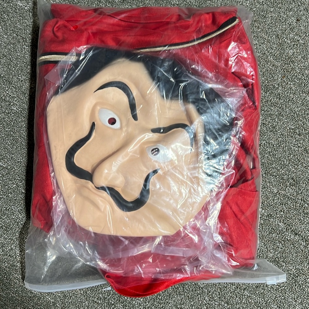 NWT Money heist Halloween costume